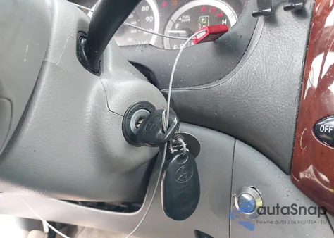 2005 Toyota Sienna Xle from USA, damaged, VIN 5TDZA22C25S295646